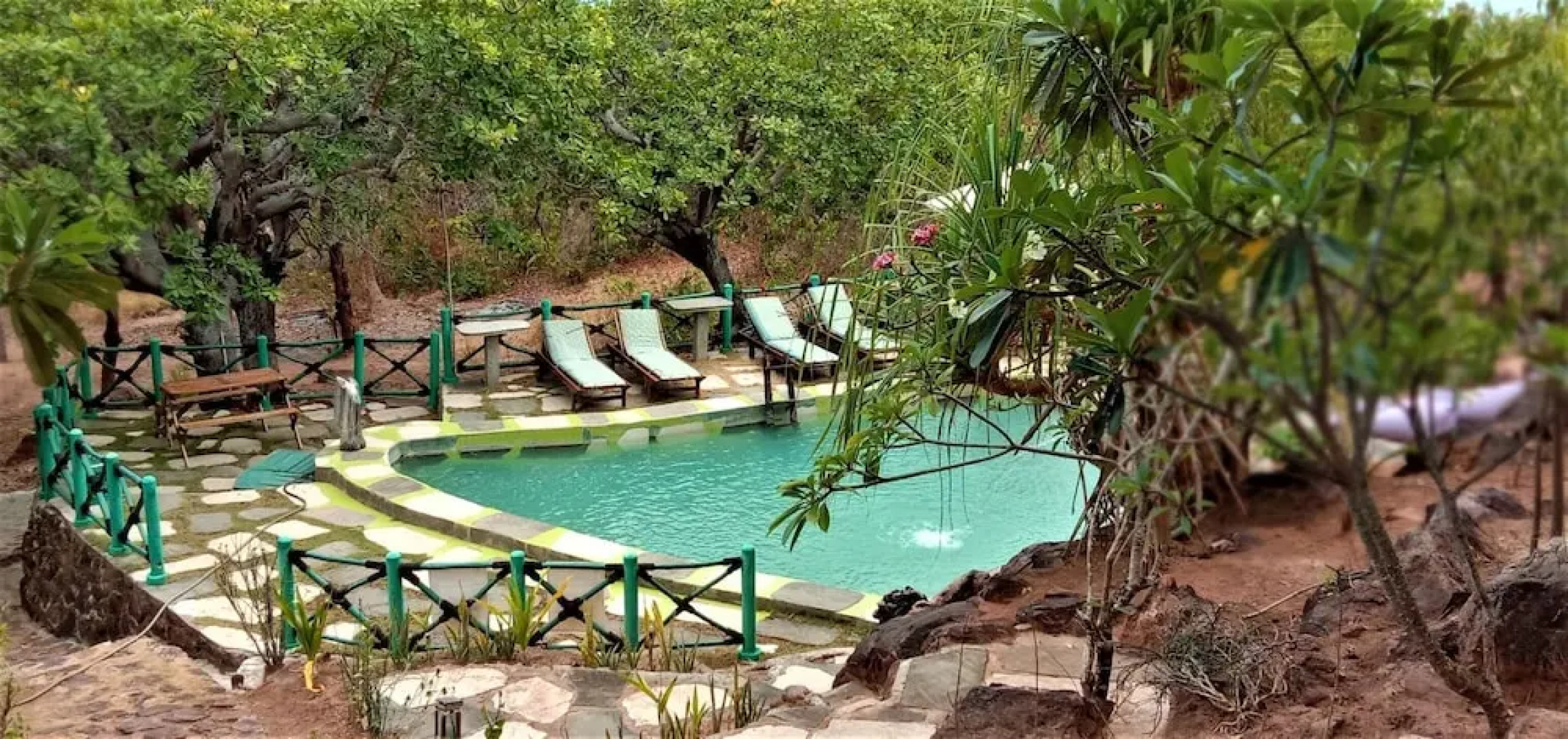 Breve Azurine Lagoon Retreat