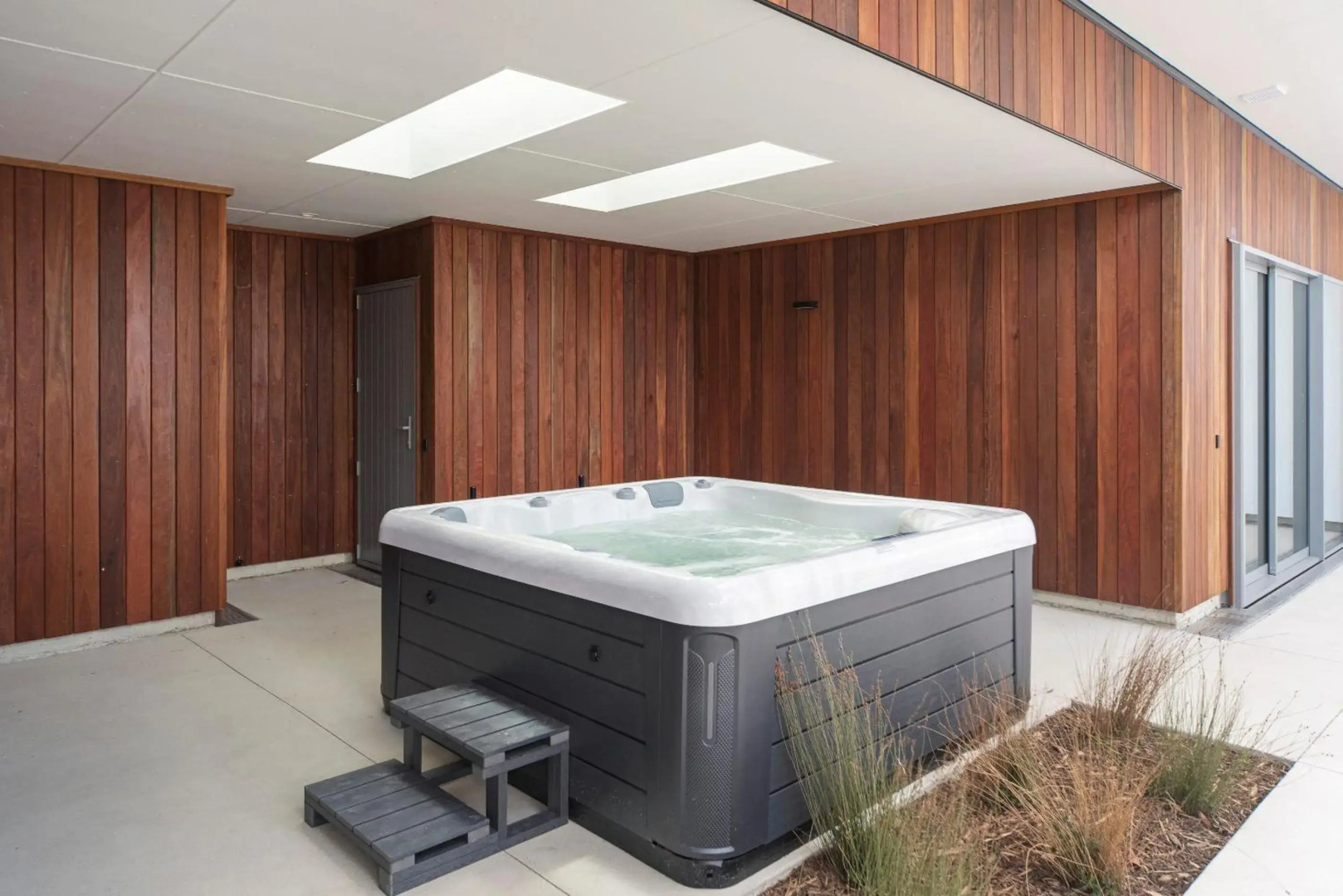 Tahunanui Oceanview Apartment