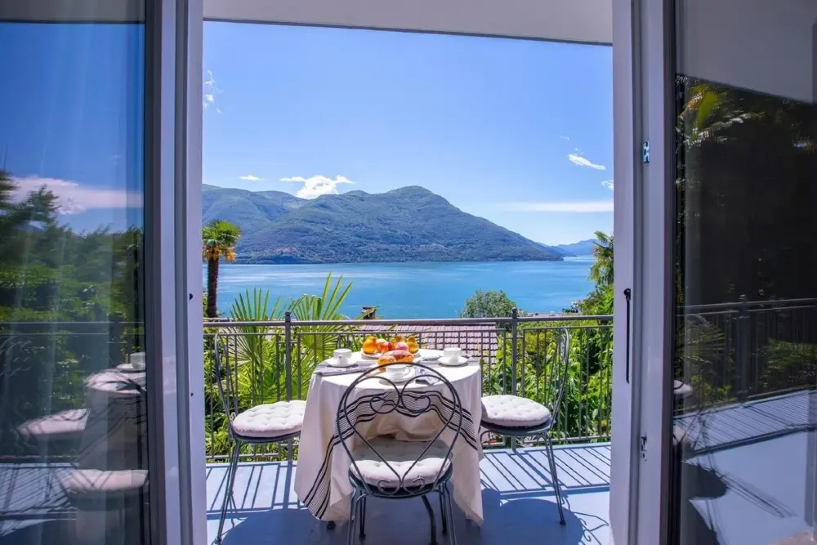 Brissago Lake View in Brissago