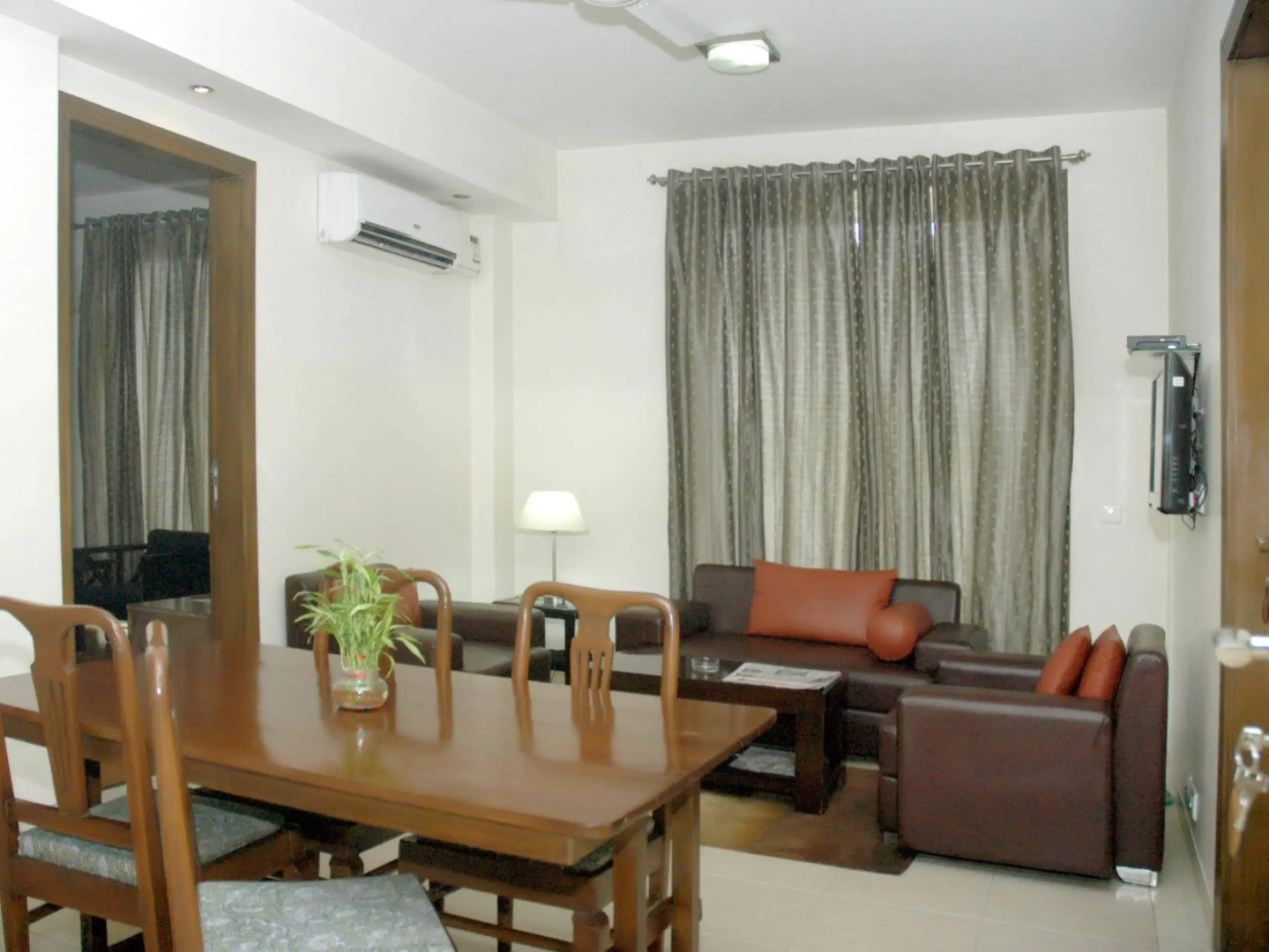 Perch Service Apartment- Sector 40