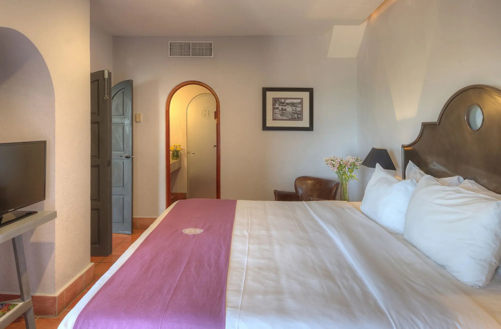 Alta Las Palomas Hotel