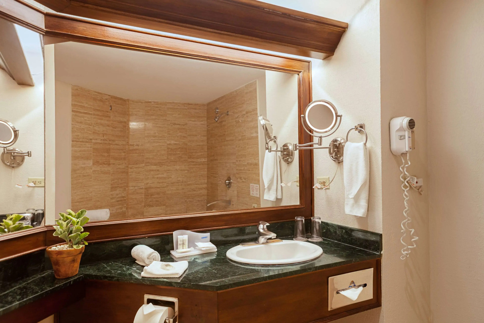 Wyndham San Jose Herradura Hotel & Convention Center