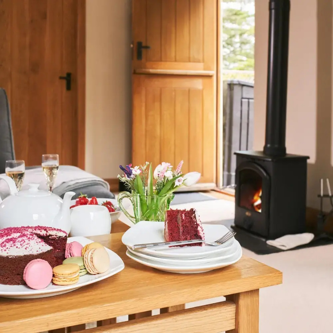 Swifts Return in Lower Ashton