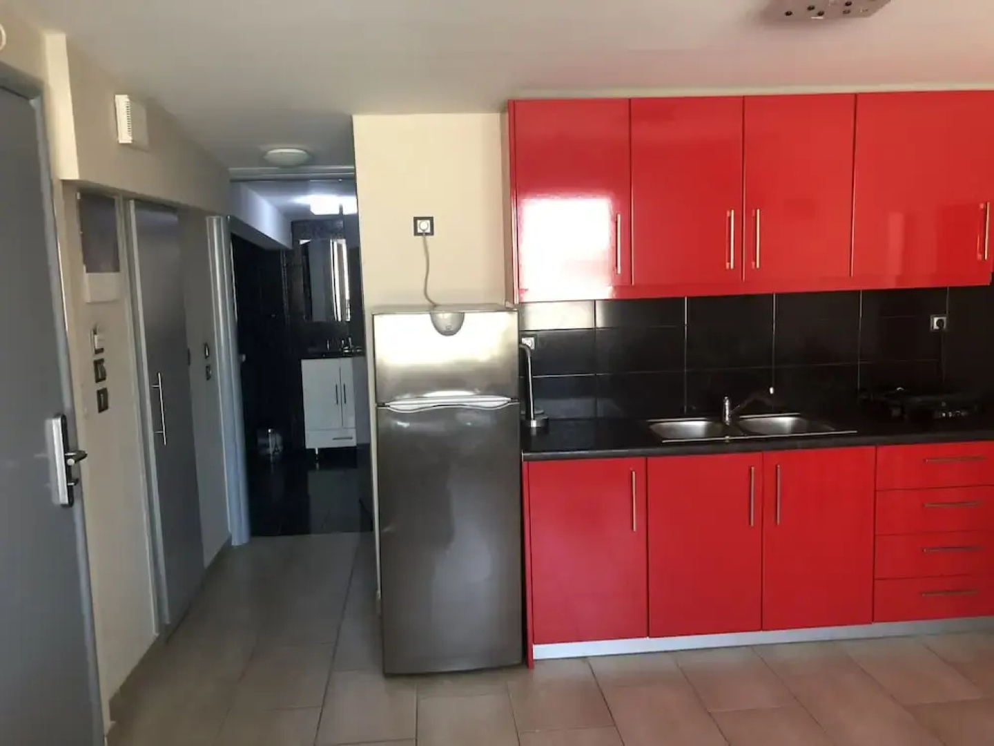 Roomotel Apartments