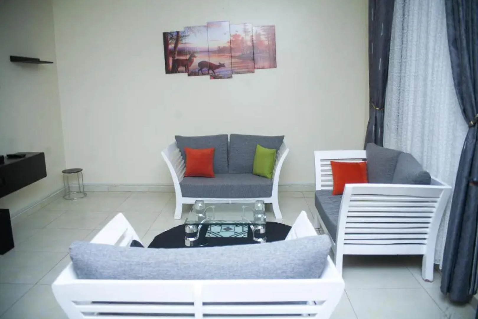 Cozy 2-bedroomed Apartment