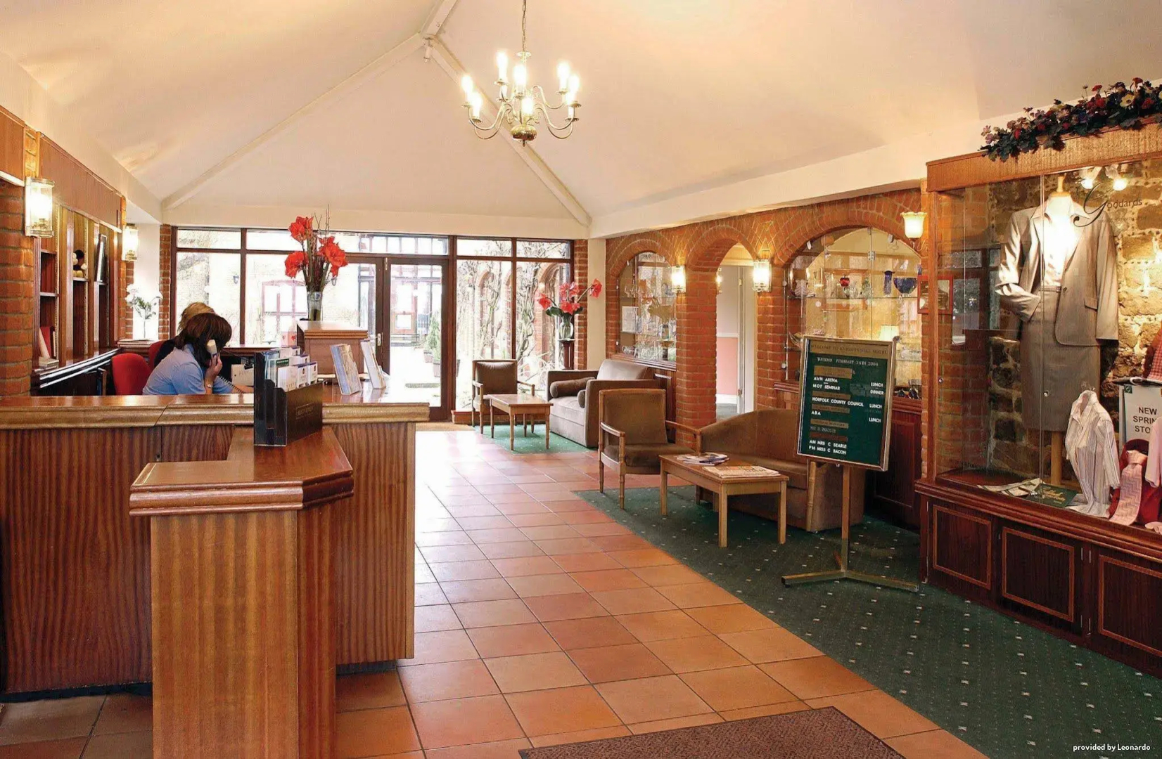 Knights Hill Hotel & Spa