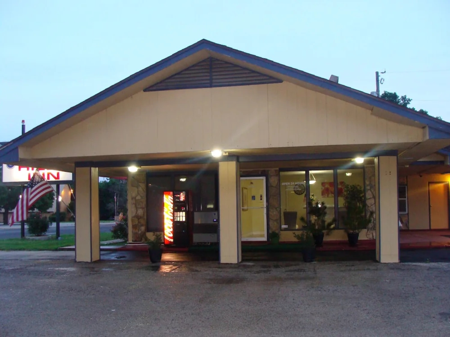 Hico Hills Inn