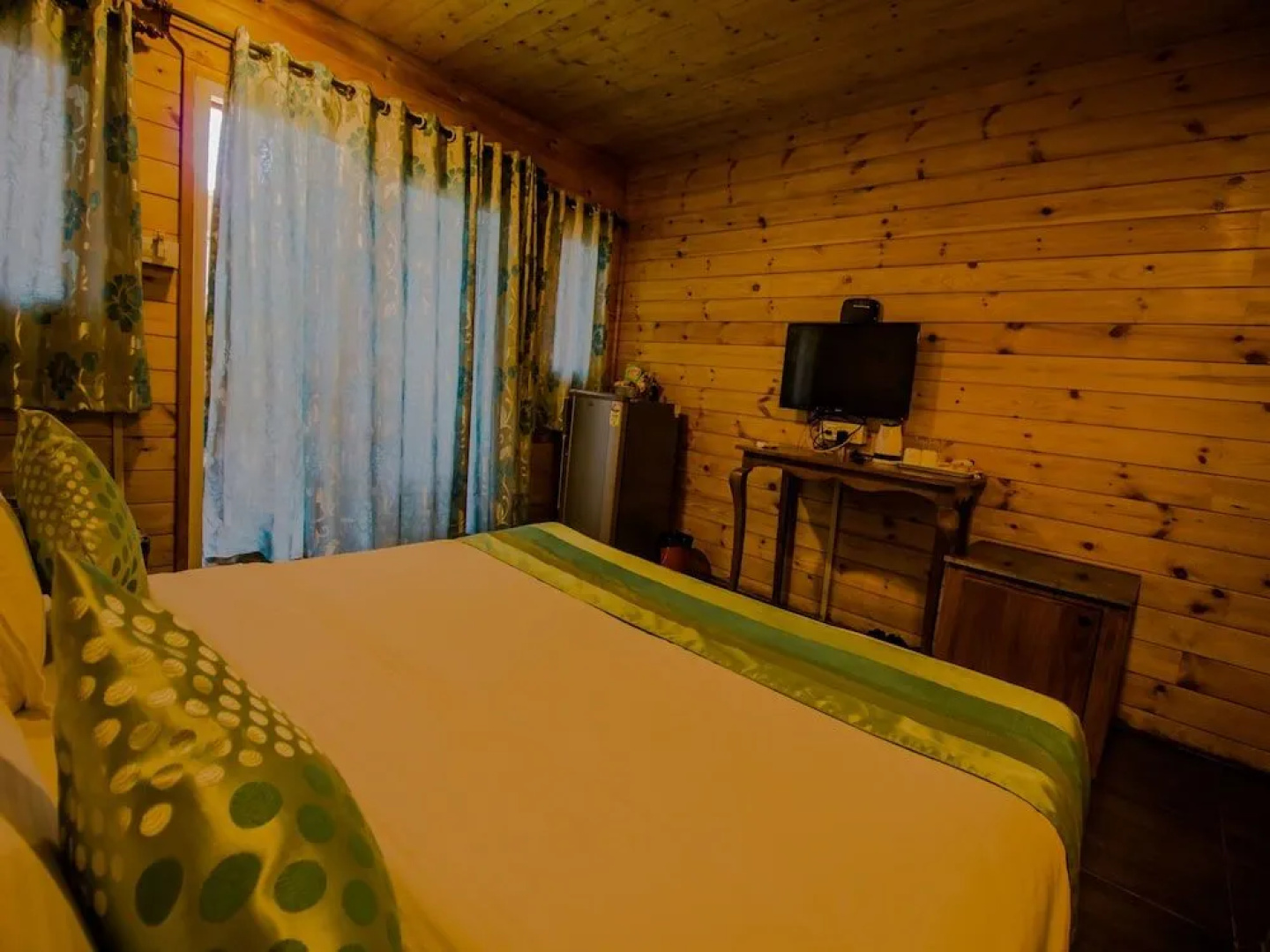 OYO 14146 Home Modern Beach Cottages Morjim
