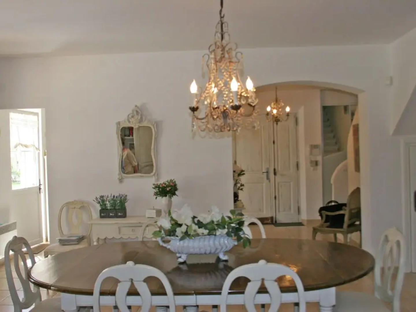 Plush Villa in Saint Tropez with Artistic Interiors & Pool