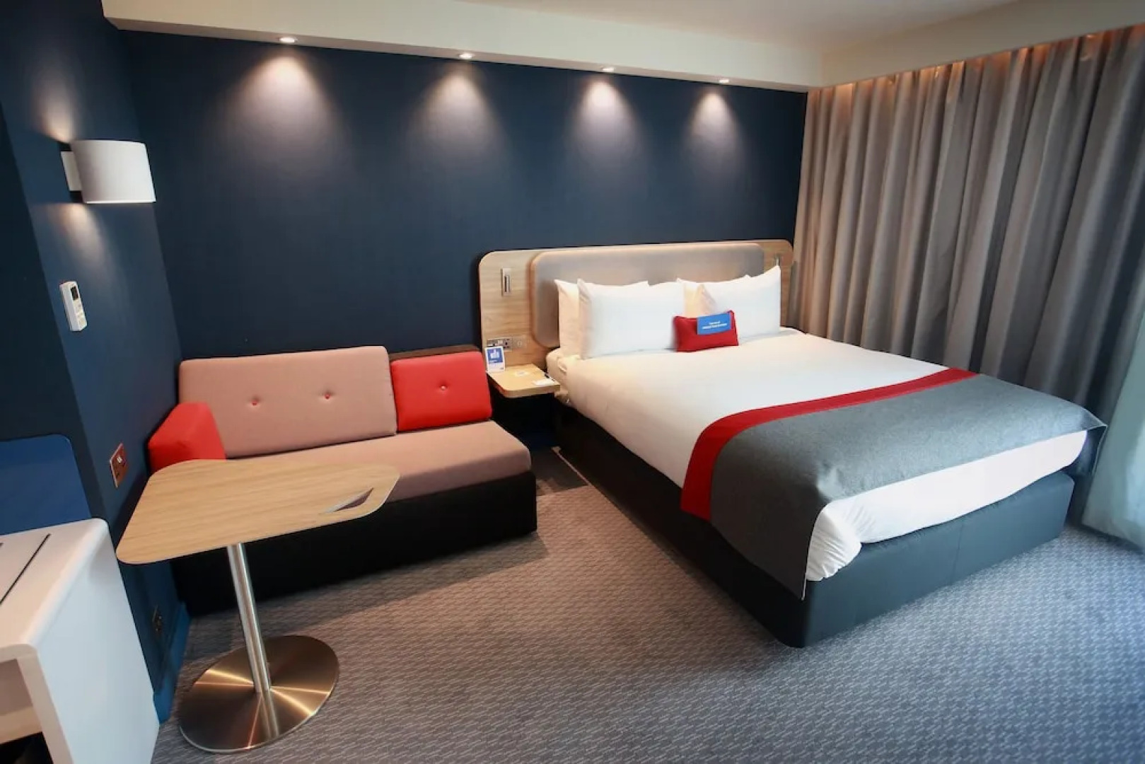 Holiday Inn Express Manchester - TRAFFORDCITY