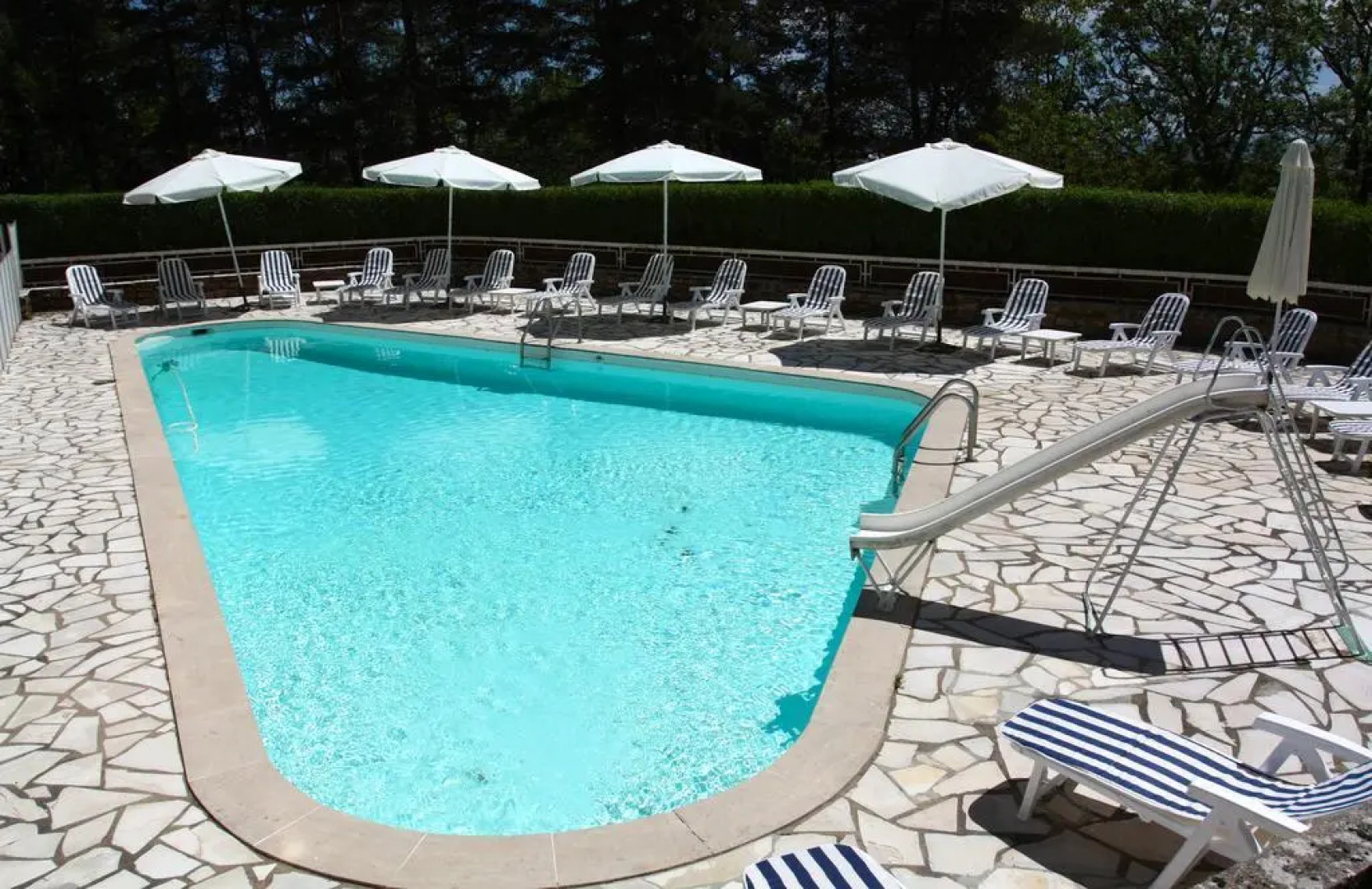 Hôtel authentic by balladins – Rodez / Le Ségala