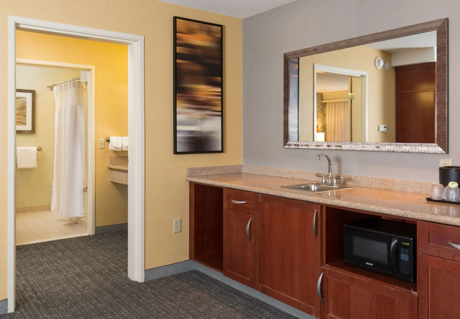 Courtyard Des Moines West/Jordan Creek