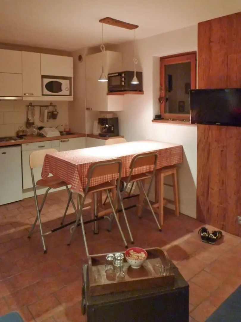 Apartment With one Bedroom in Saint-martin-de-belleville, With Wonderf