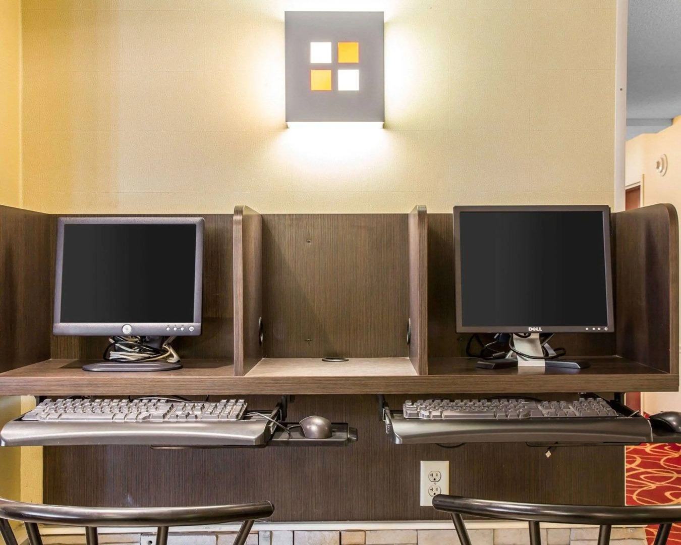 Comfort Inn & Suites East Hartford - Hartford