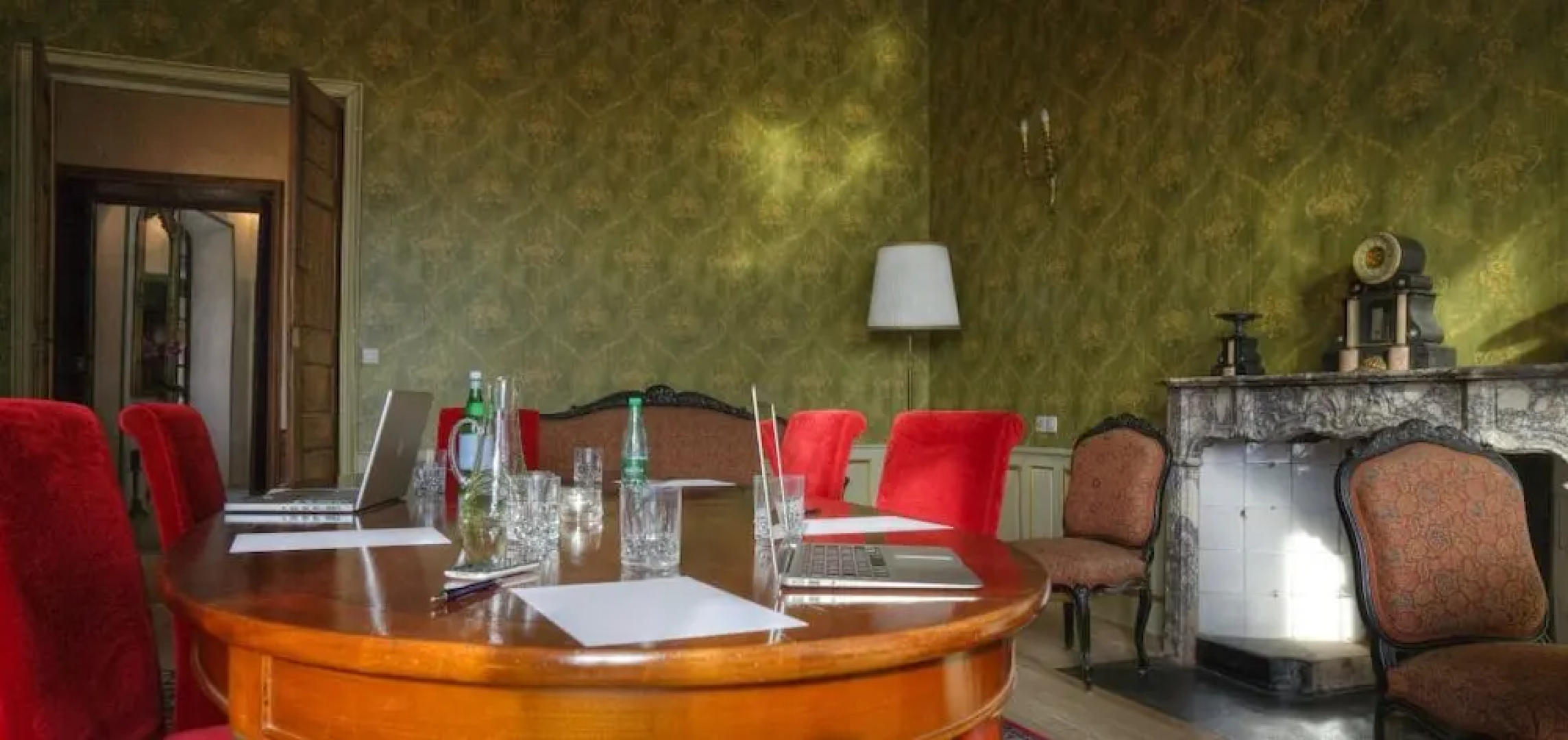 Hotel Coté Cour Chambres dhotes