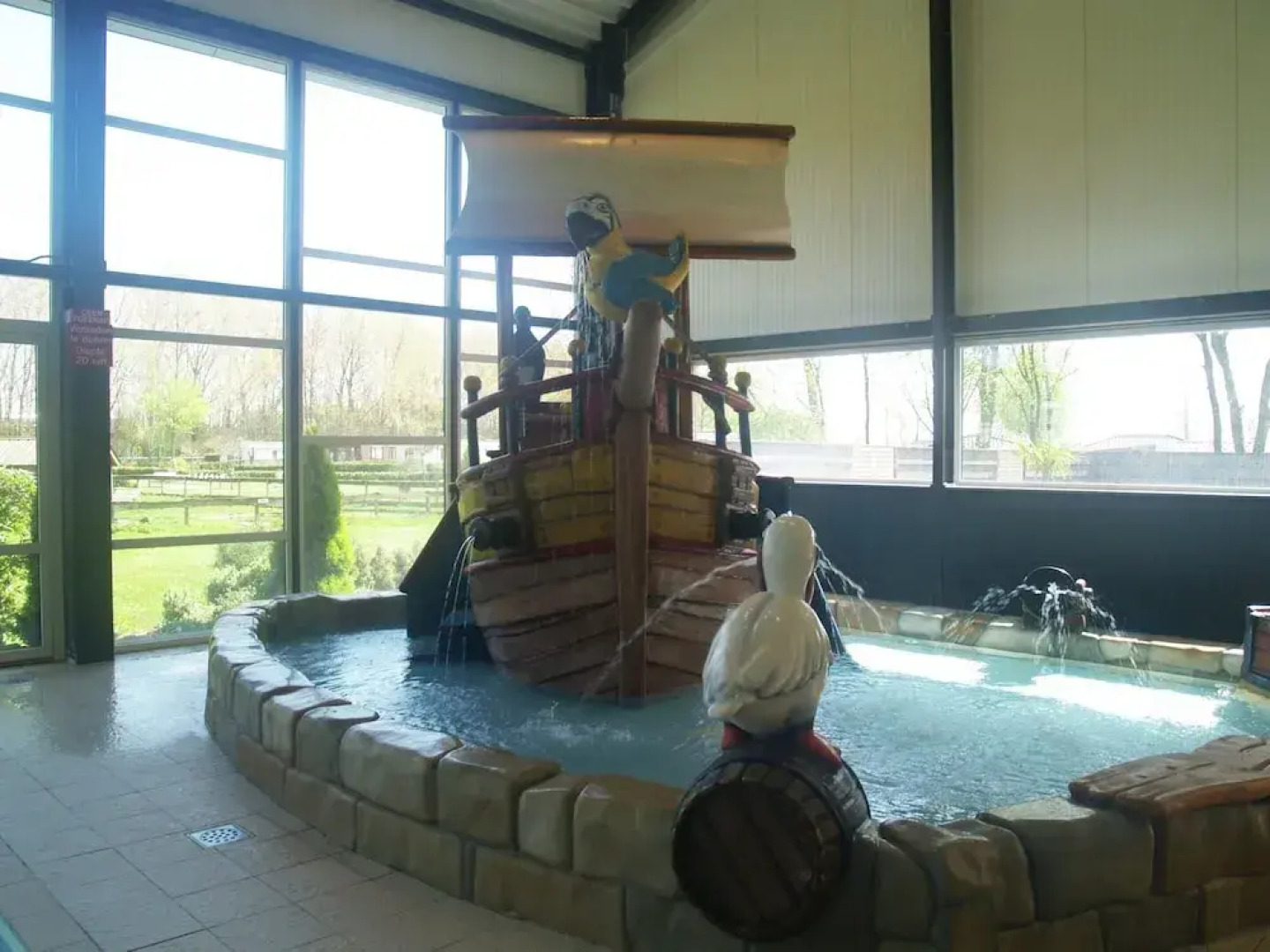 Well-maintained Chalet Near Biesbosch