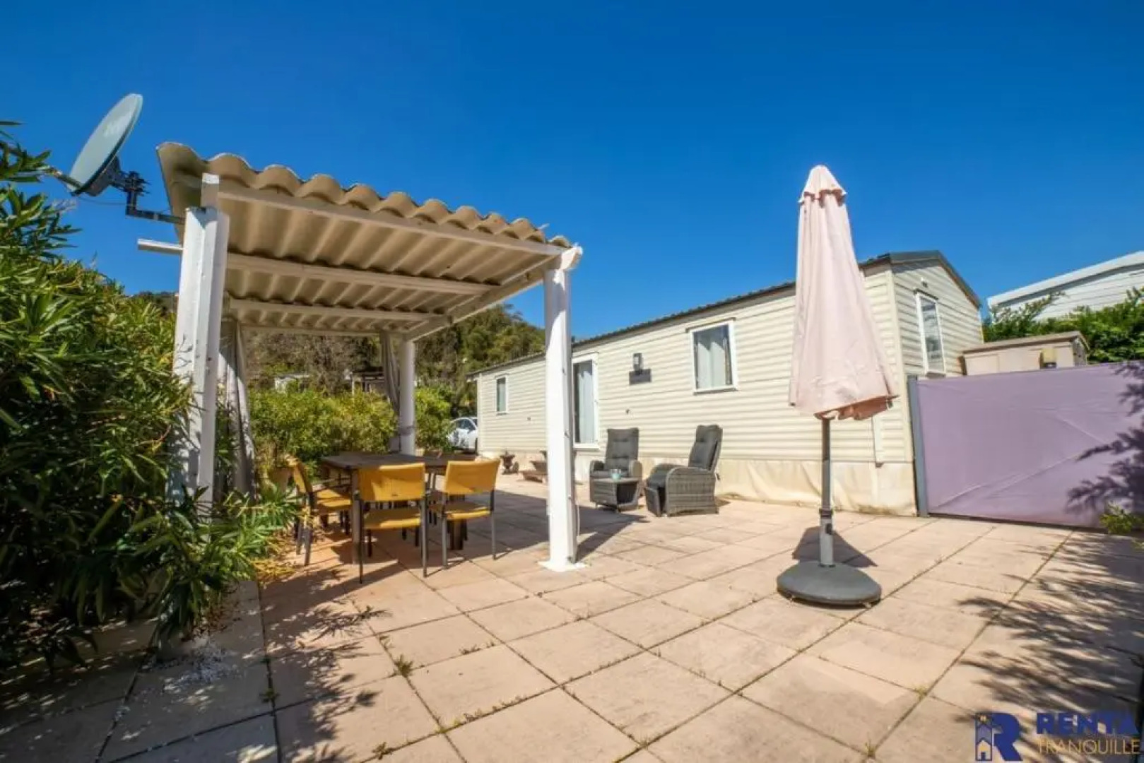 L'élégant Terrasse Piscine Camping 4 étoiles