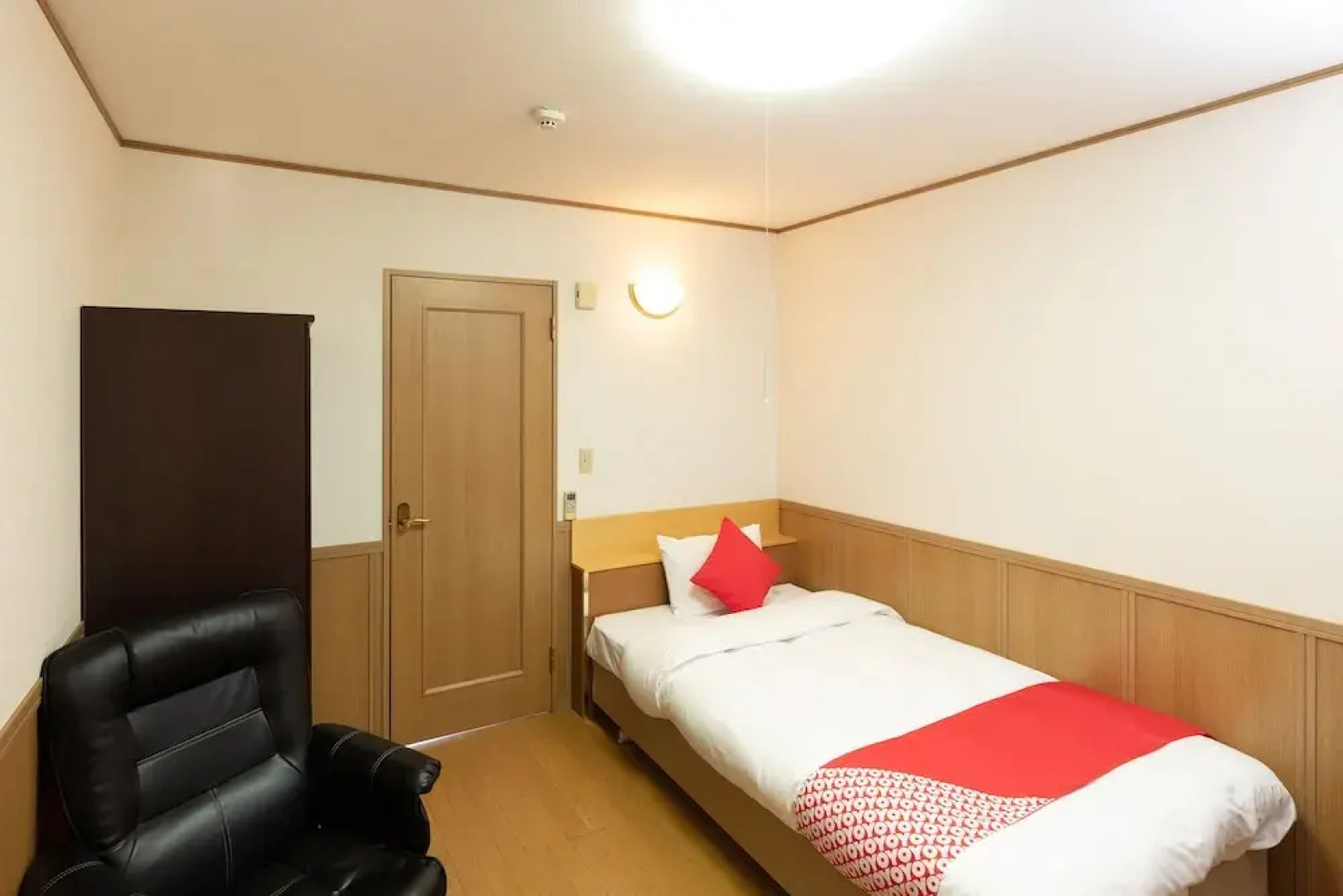 OYO Hotel Four Seasons Yamoto