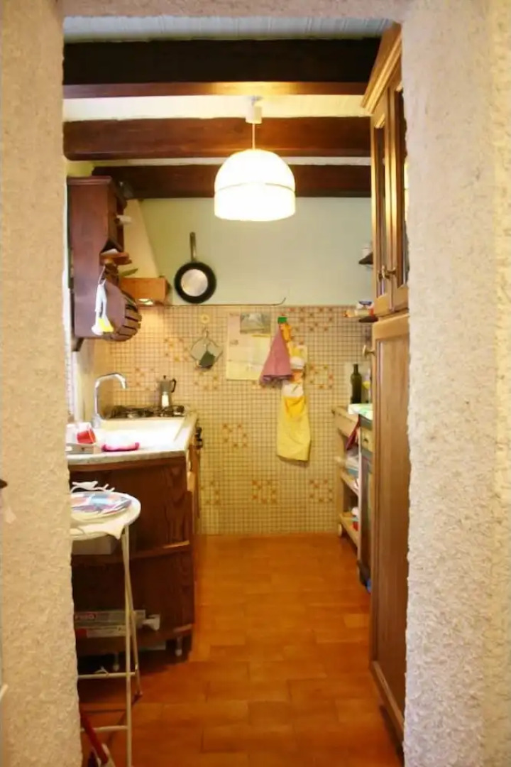 Beautiful private villa with WIFI, private pool, TV, pets allowed and parking, close to Arezzo