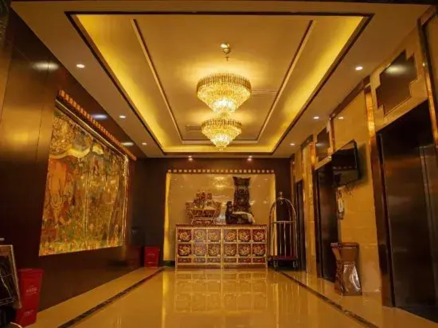 Shigatse Tangka Hotel