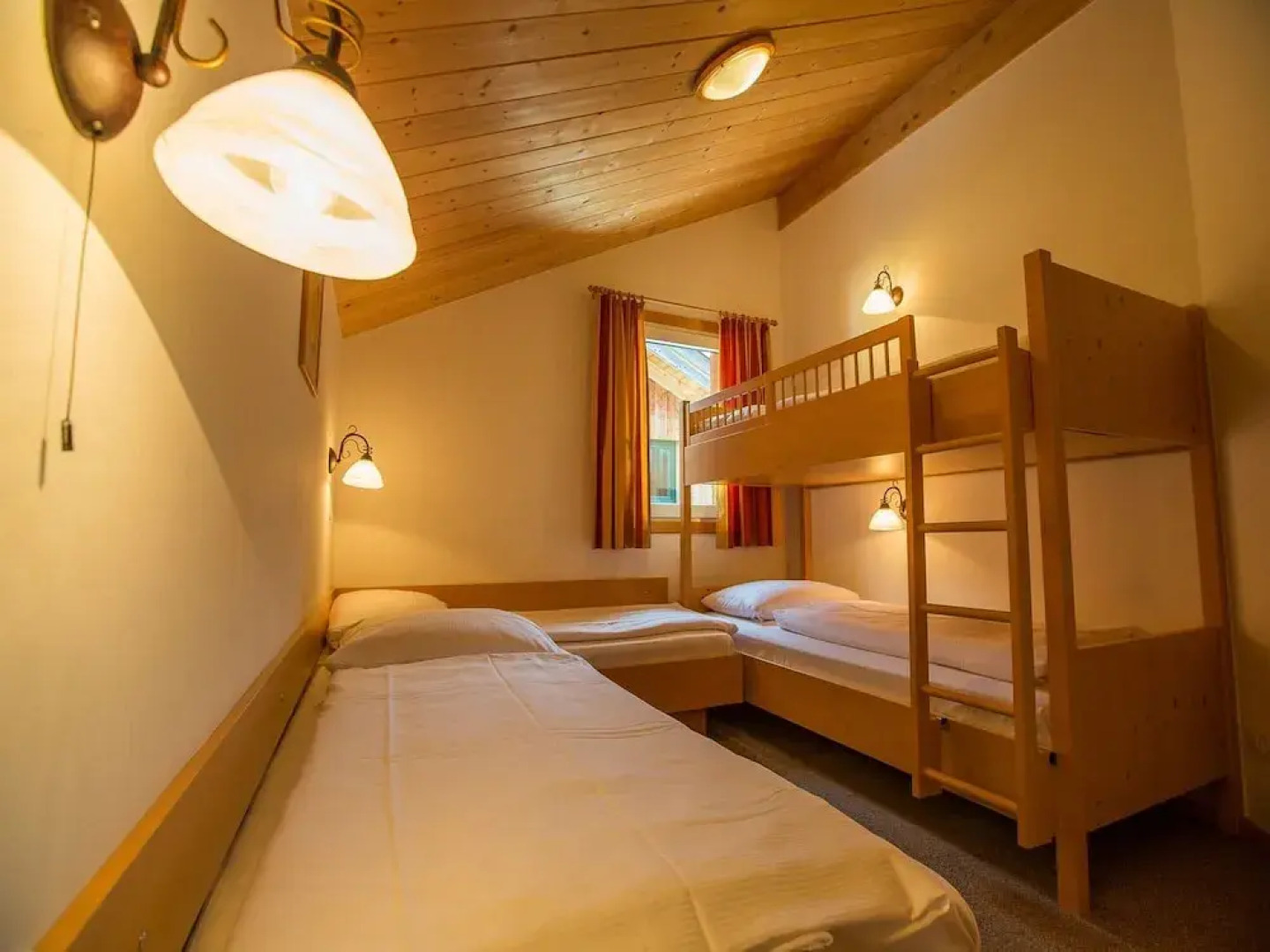 Spacious Chalet in Annaberg-lungotz With Sauna