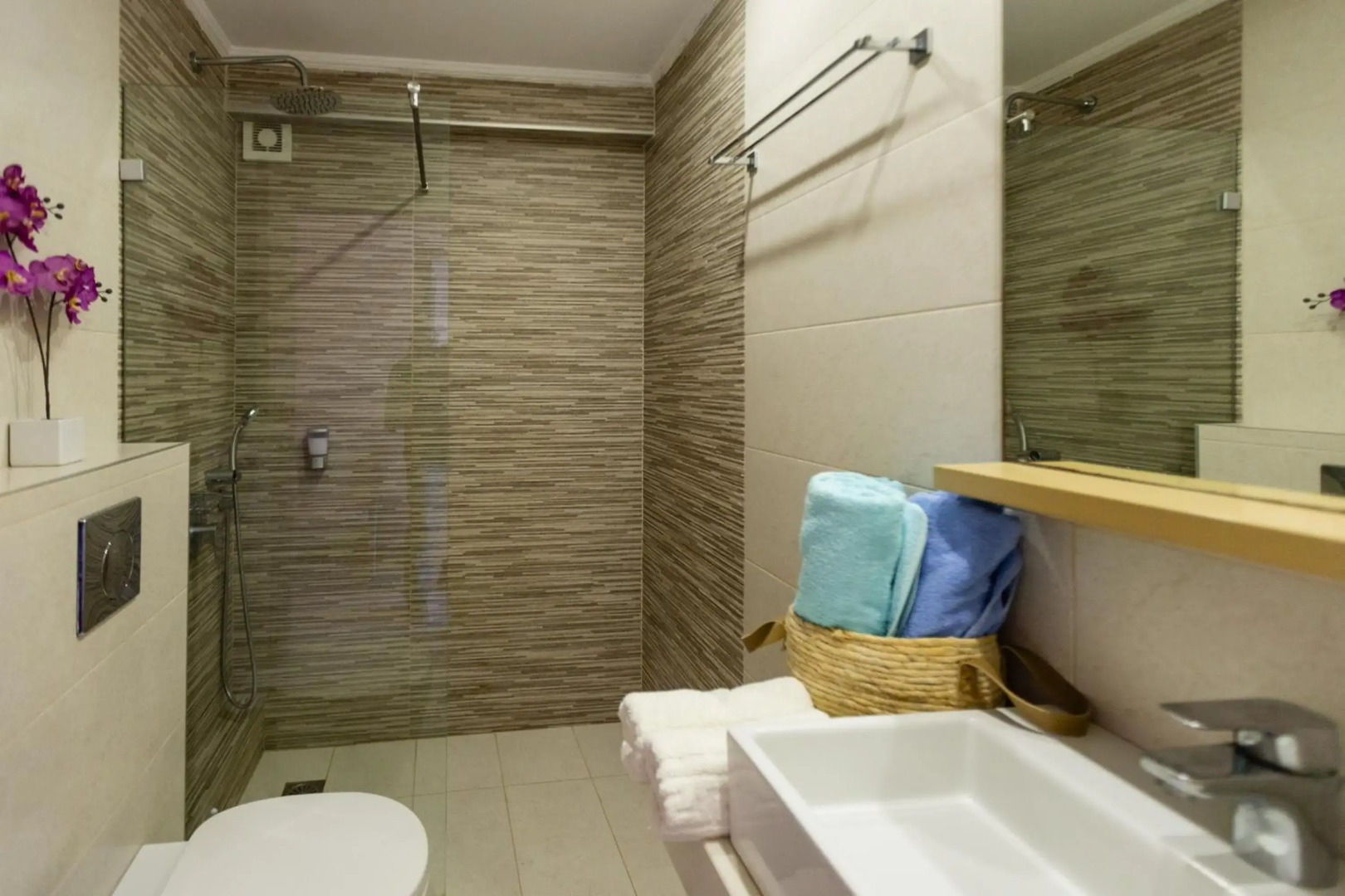 Trefon Hotel Apartments and Suites