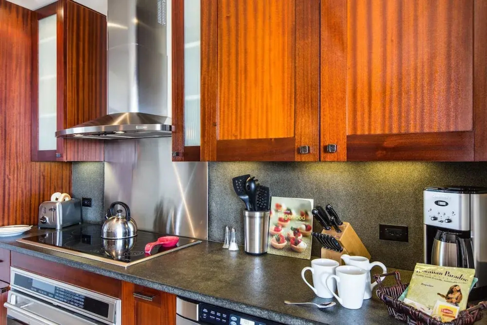 Two-bedroom Villas at Ko Olina Beach Villas Resort