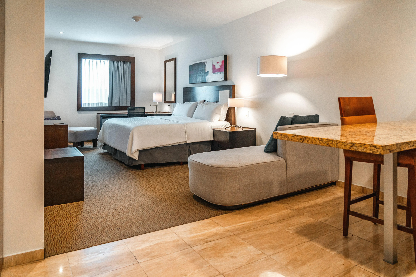Holiday Inn Guadalajara Patria Universidad by IHG