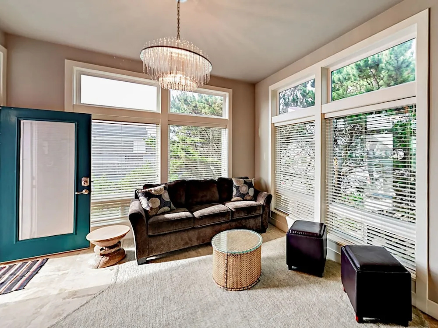 300 South Pacific St Townhouse 1 Bedroom 1 Bathroom Townhouse