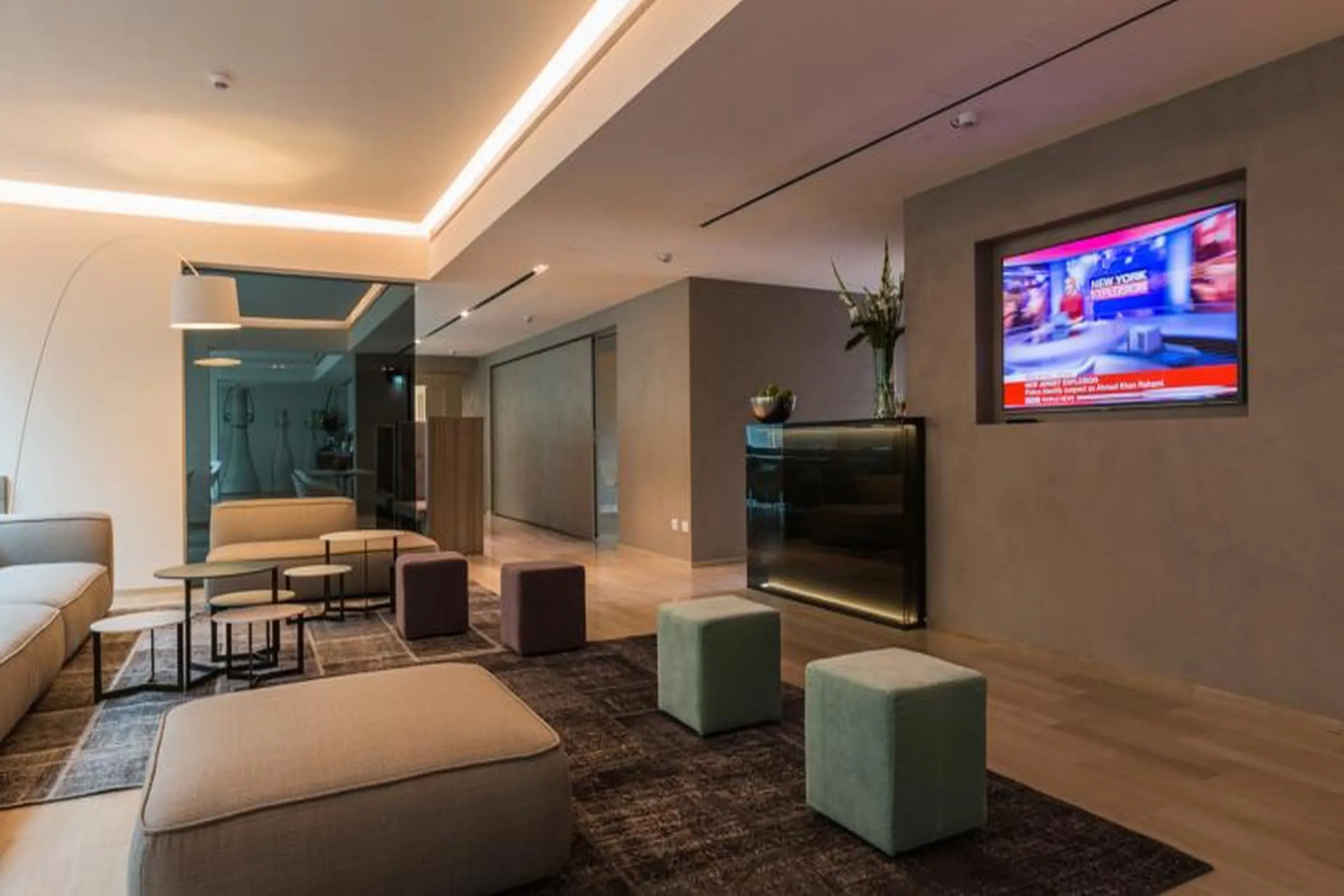 Glance Hotel In Florence