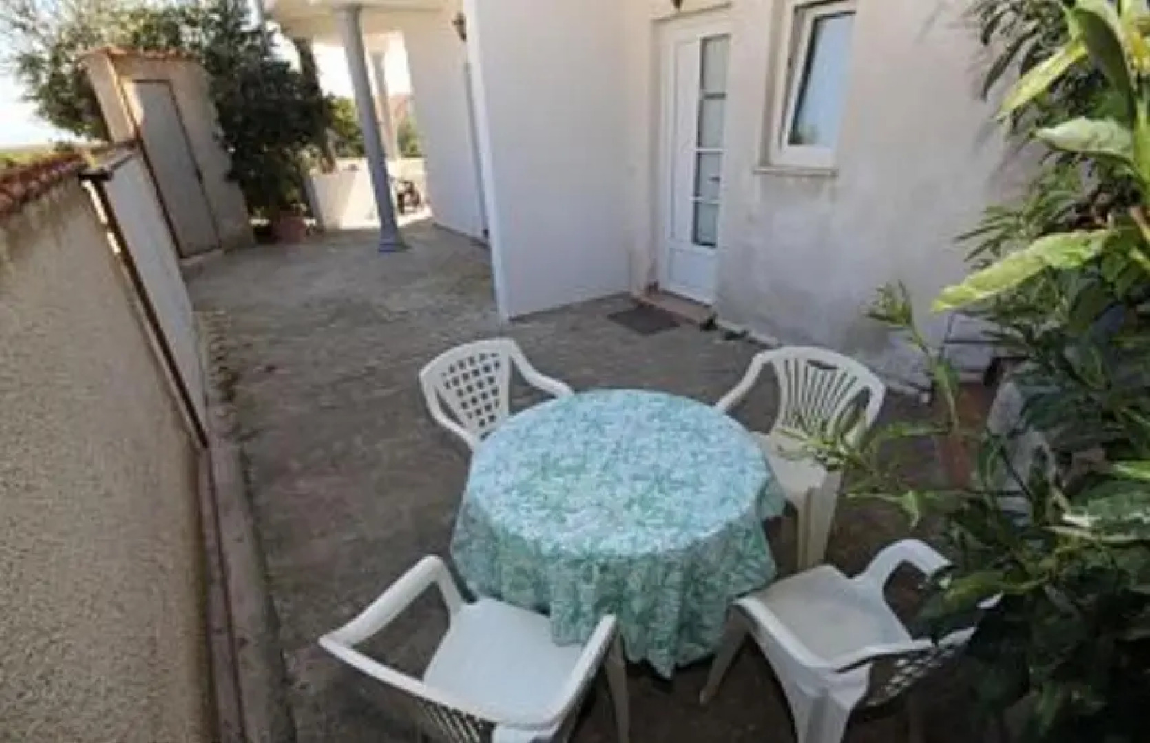 Apartments Angela Ližnjan