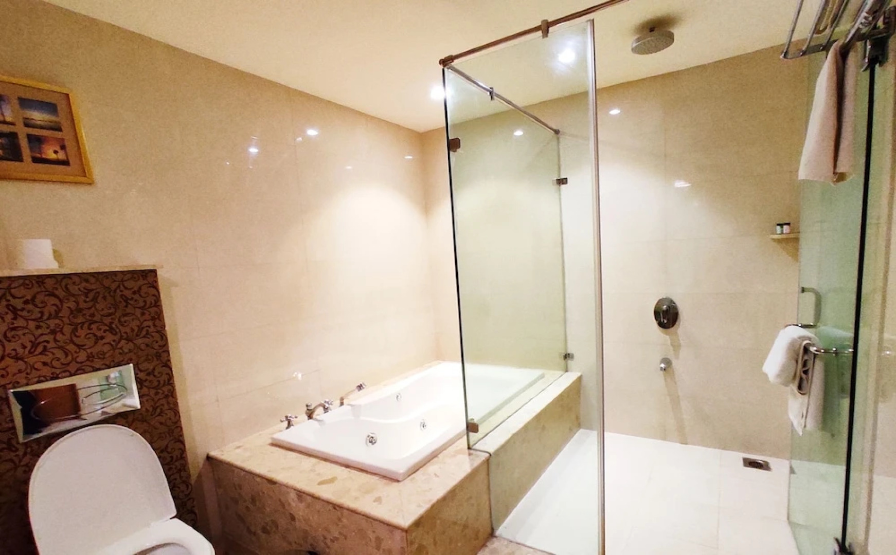 Ambrosia Sarovar Portico