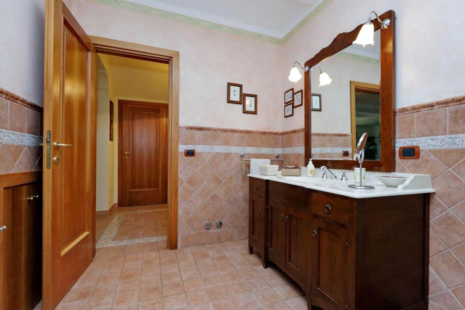 An old country house recently renewed for a magic stay!-Villa Maria