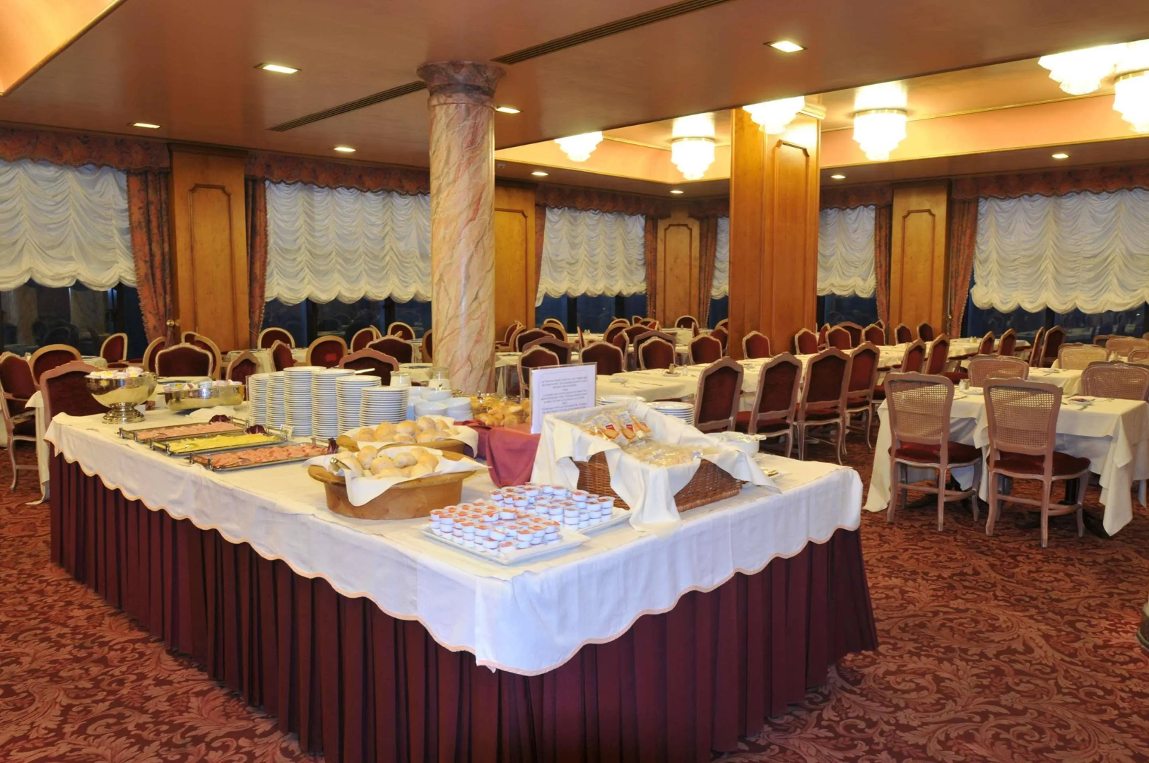 Moderno Hotel Roma