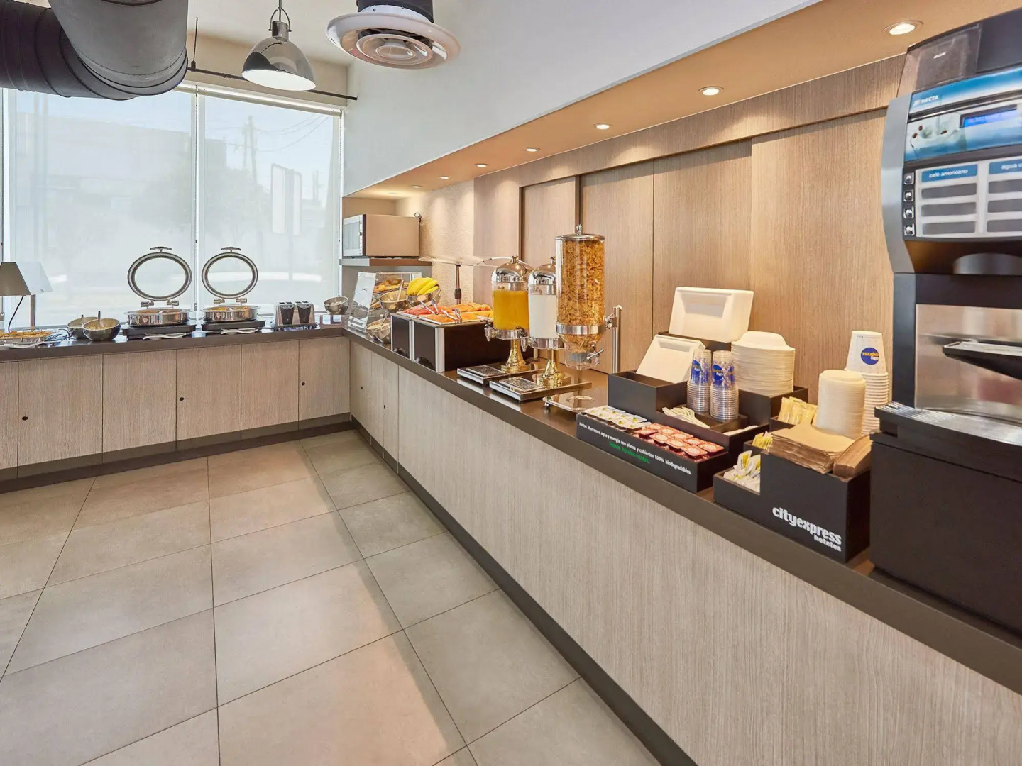 City Express Junior by Marriott Toluca Zona Industrial