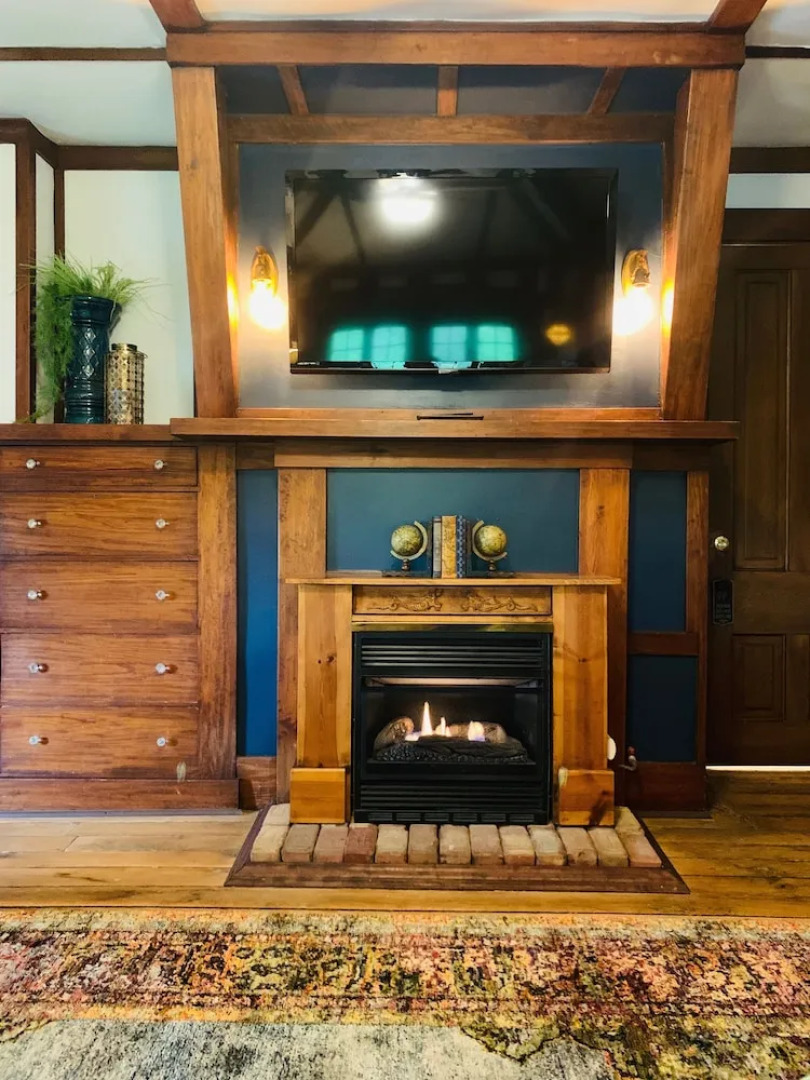 Lyons' Twin Mansions B&B and Spa