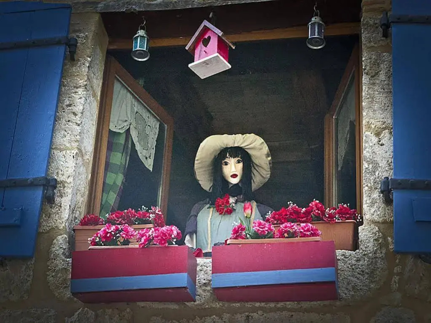 Le Colombier De Cyrano Et Roxane