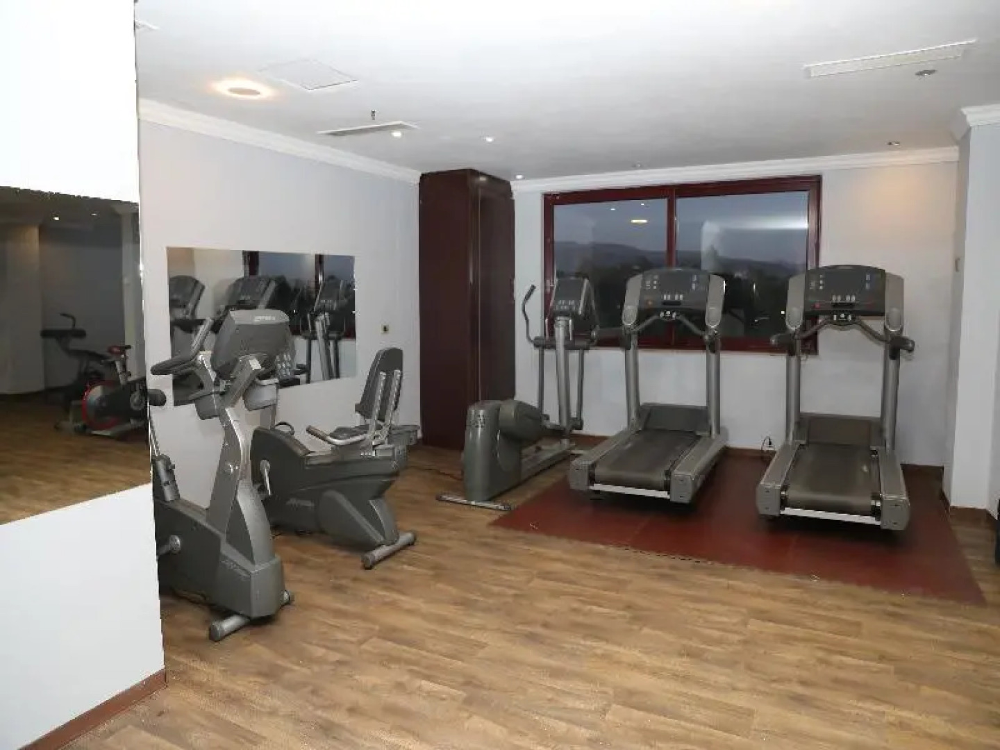 Kenenisa ( Oasis International ) Hotel