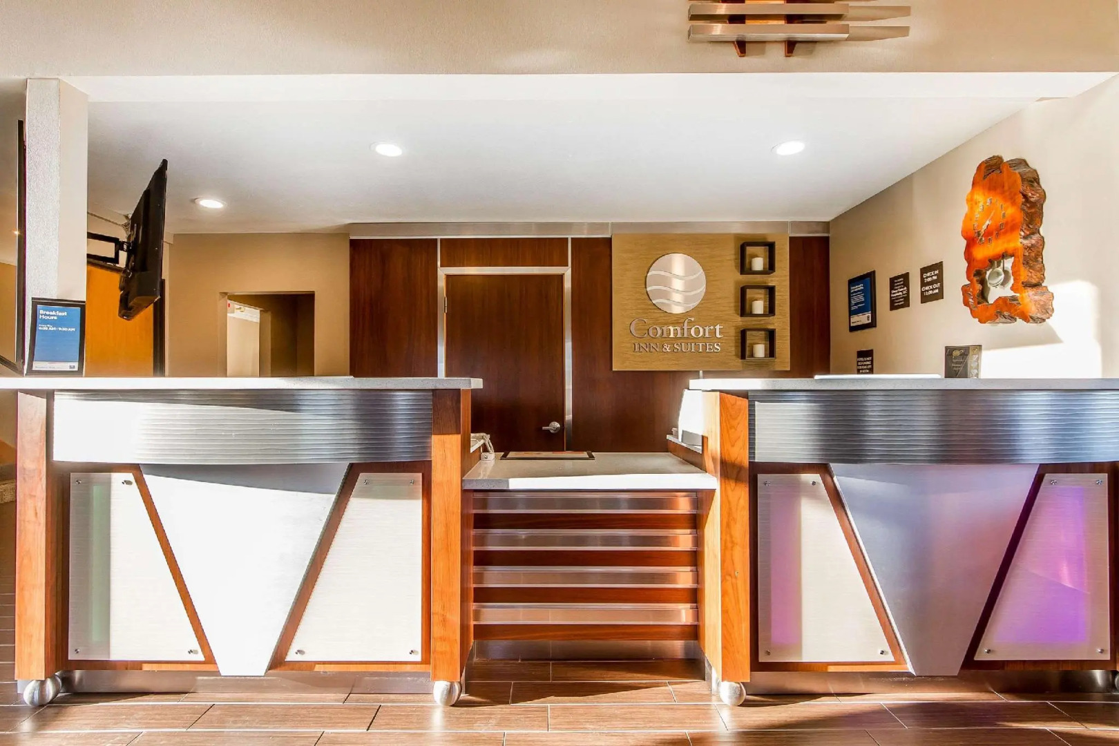 Comfort Inn & Suites Redwood Country