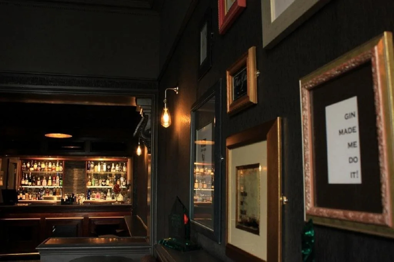 Virginia House Hotel