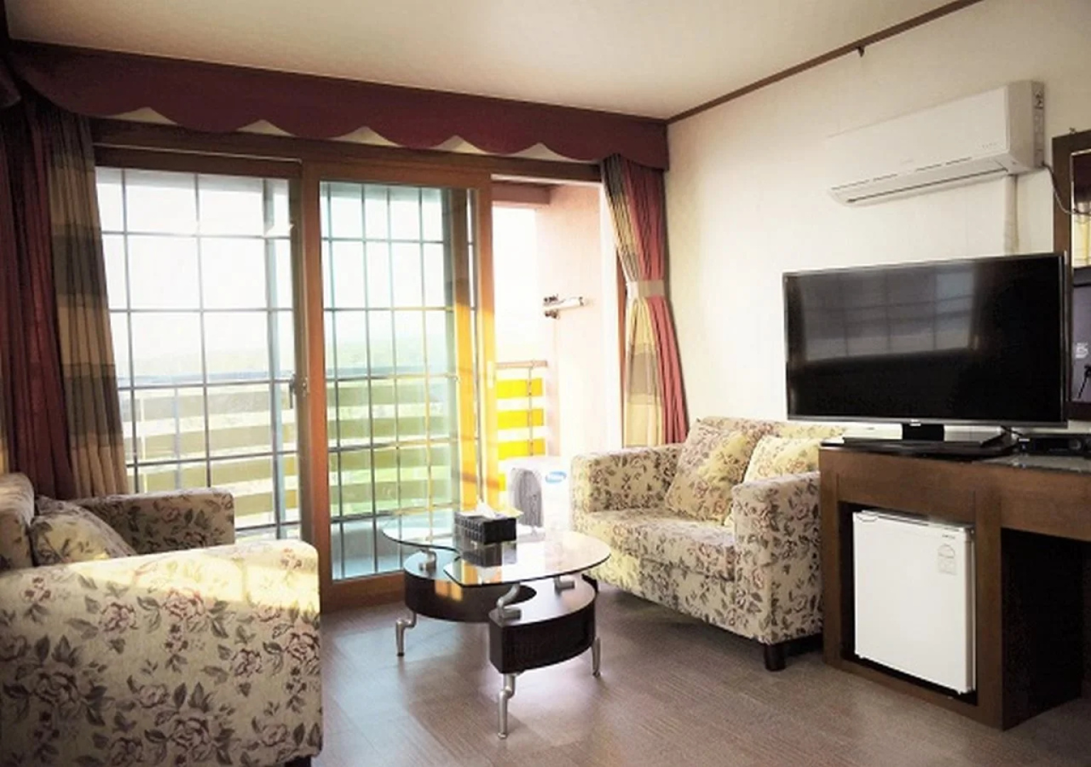 LK Hotel