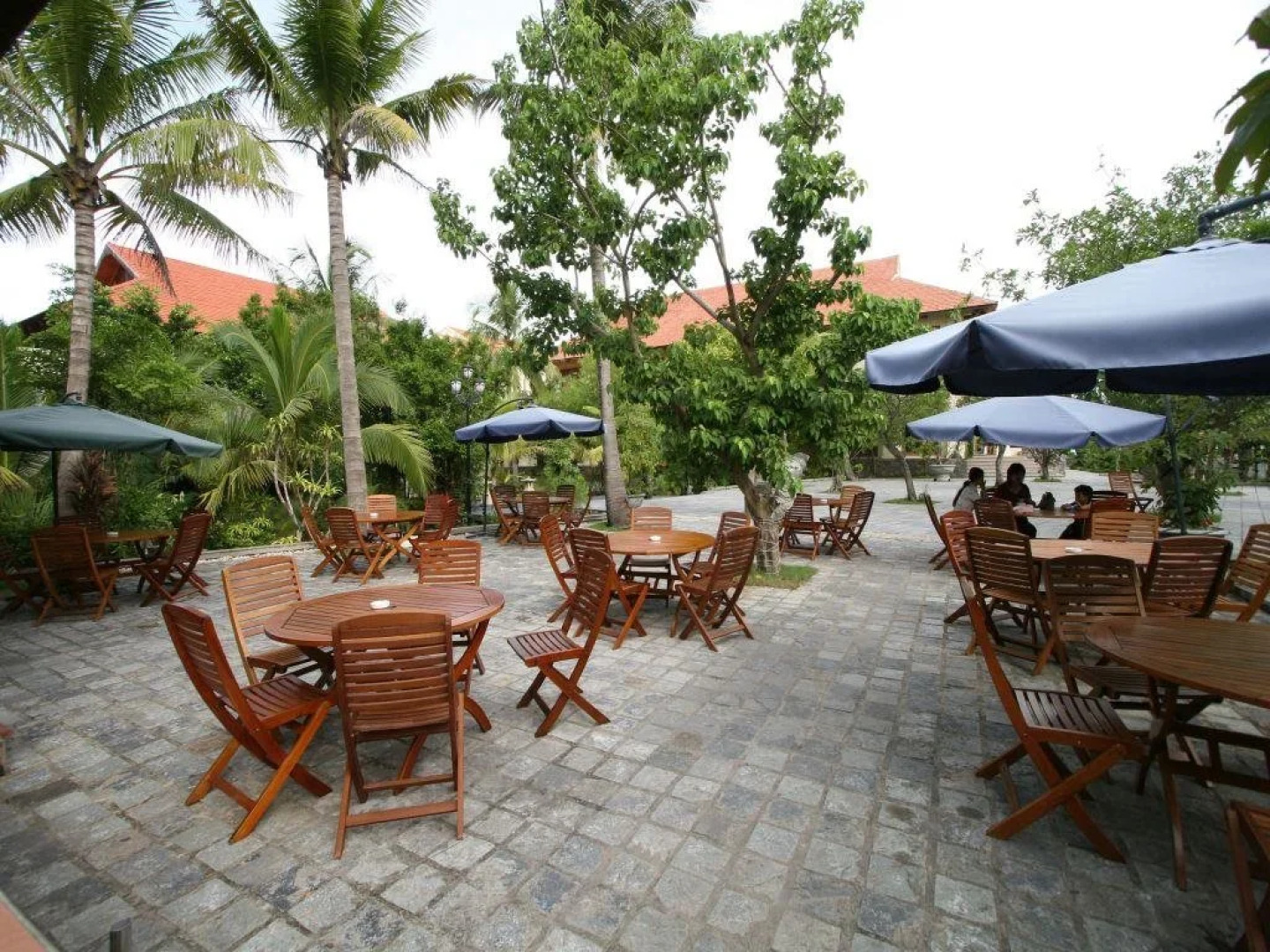 Sun Spa Resort & Villas