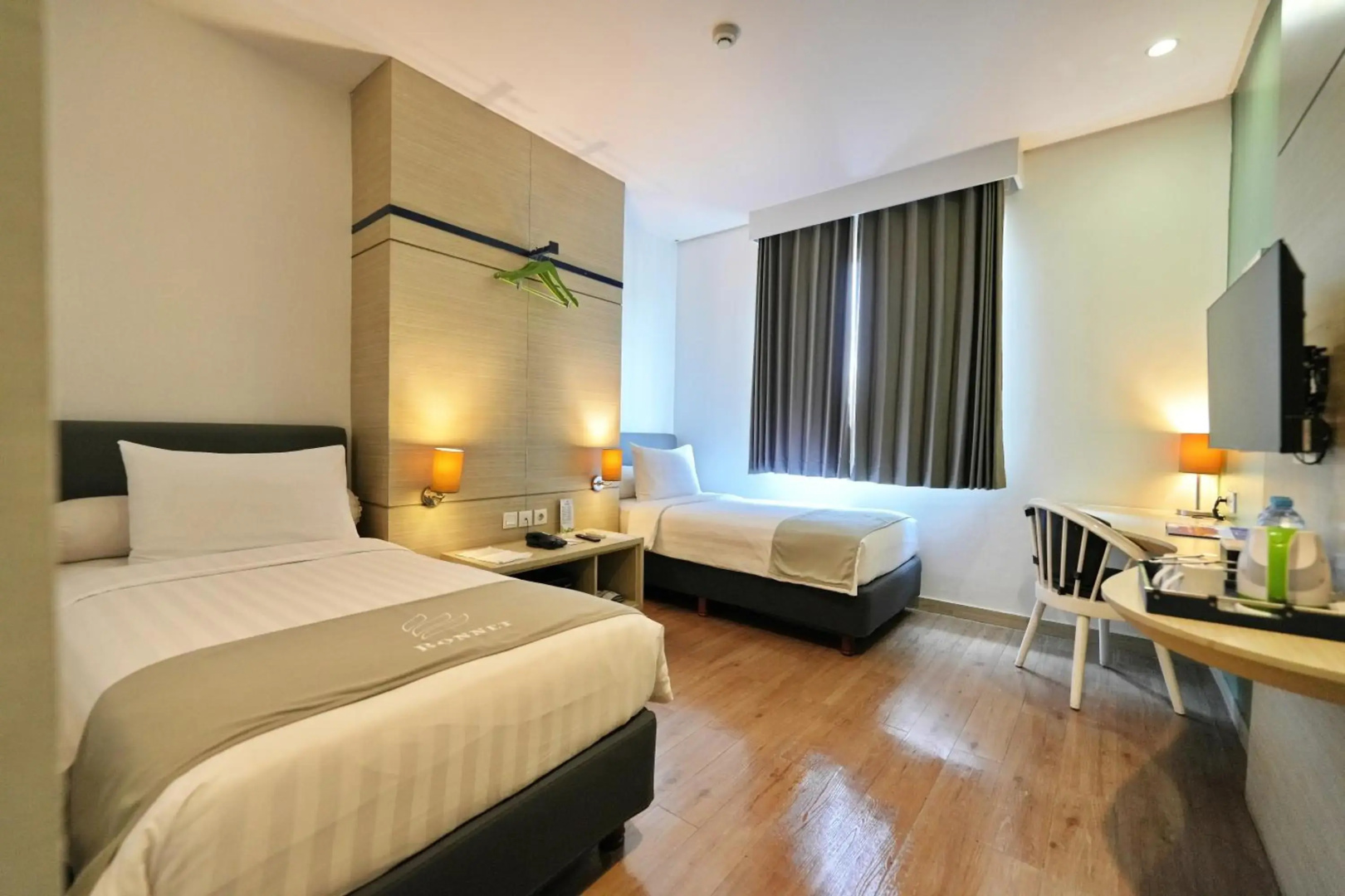 Bonnet Hotel