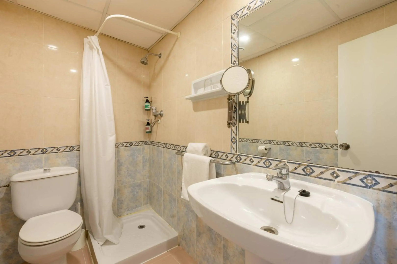 The Red Hotel by Ibiza Feeling - Adults only