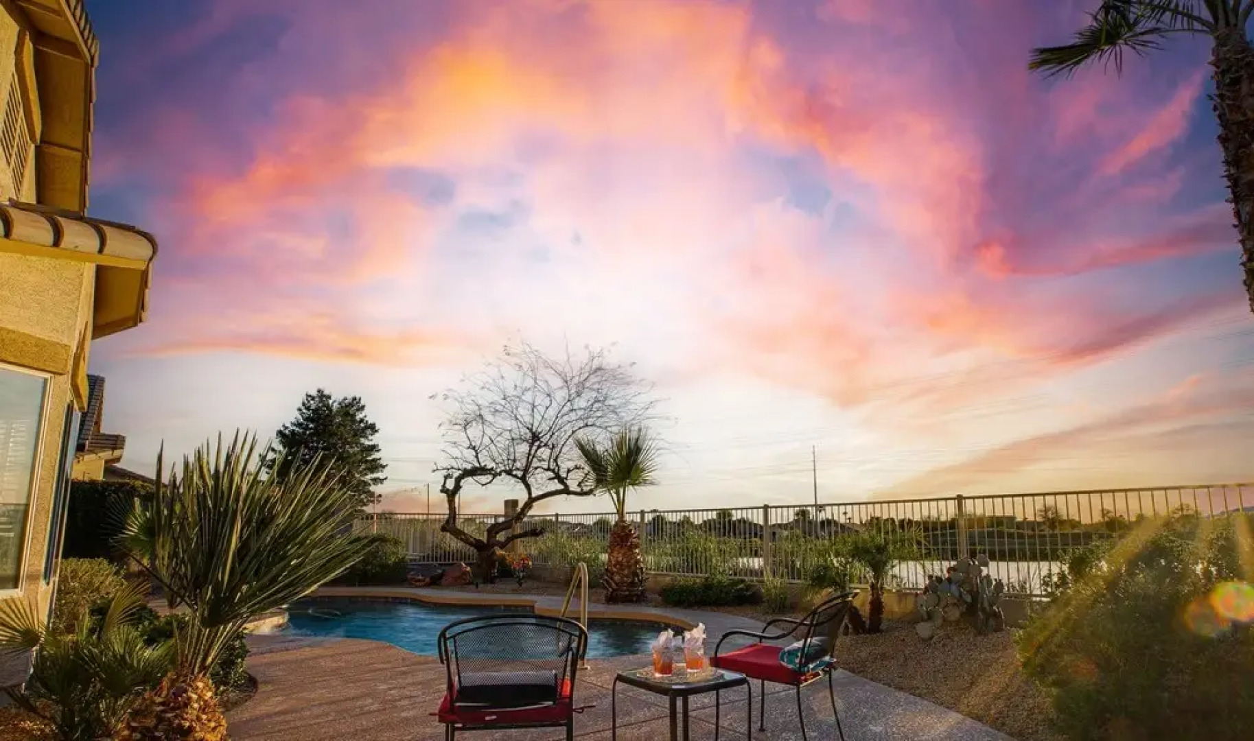 120th Avondale 3 Bedroom Home by RedAwning