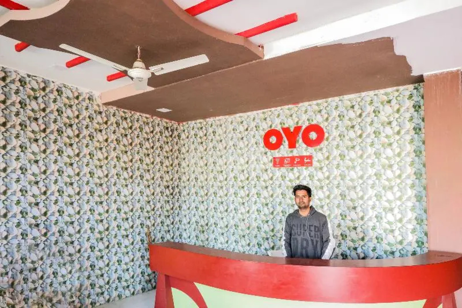 OYO 67599 Shree Govindam