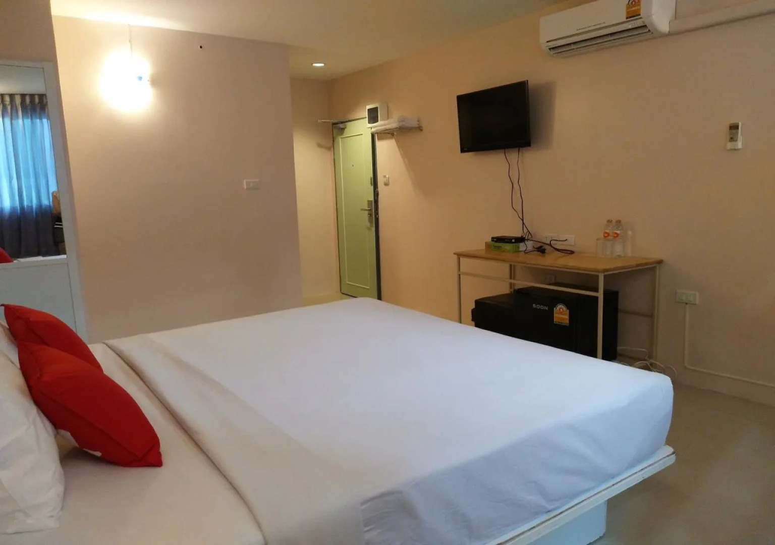 Bird Room Hotel - Pratunam