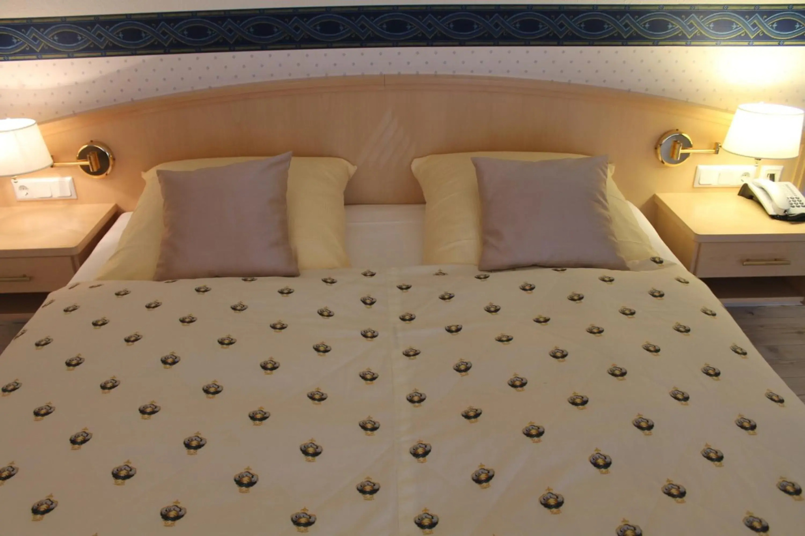 Mimosa Hotel