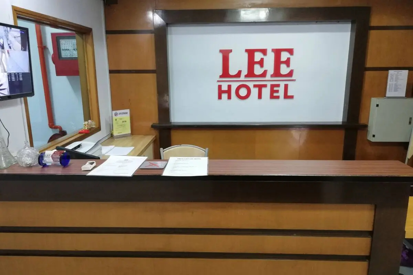 Lee Hotel