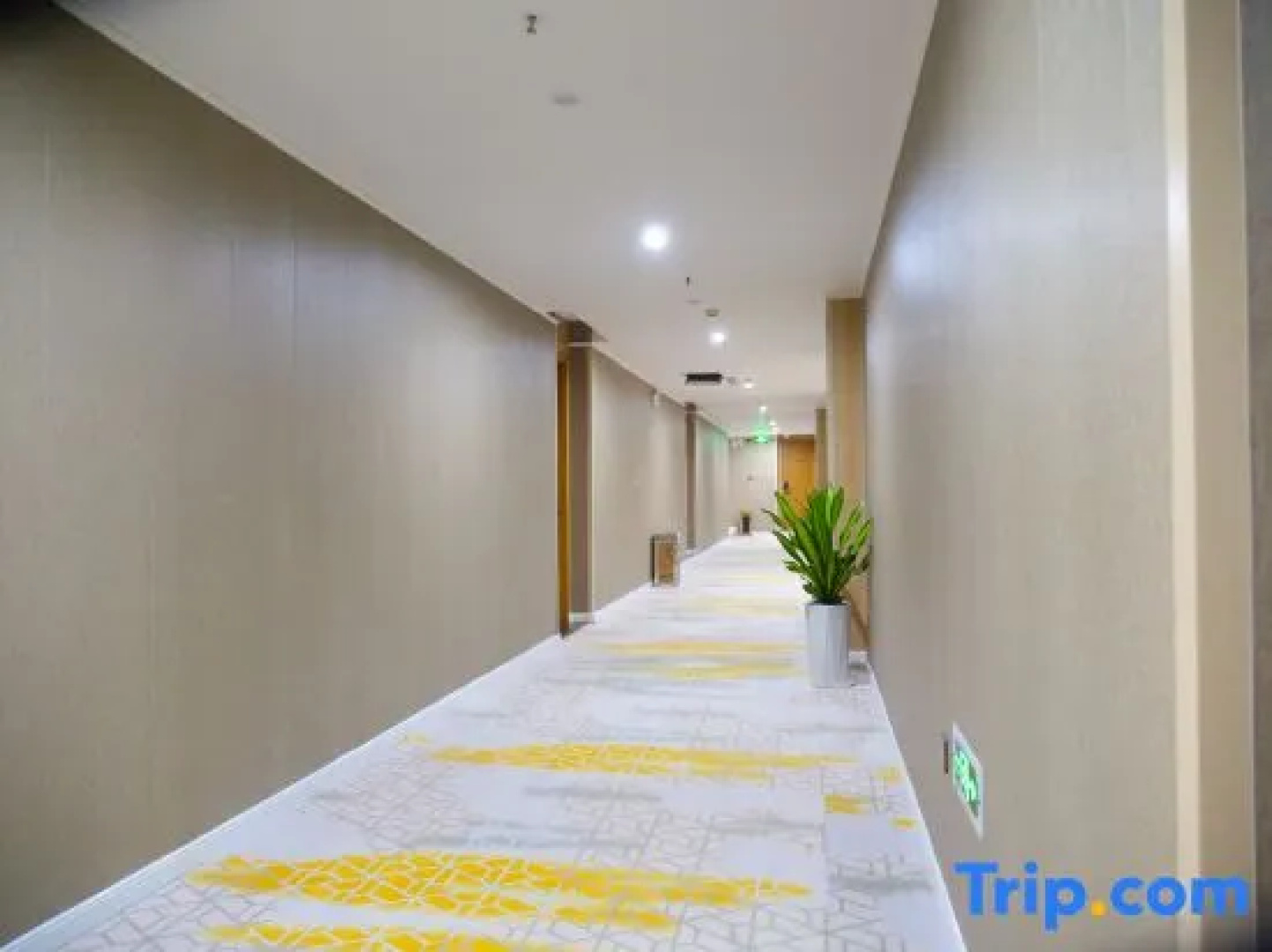 Xinxiang Zhonglian Hotel